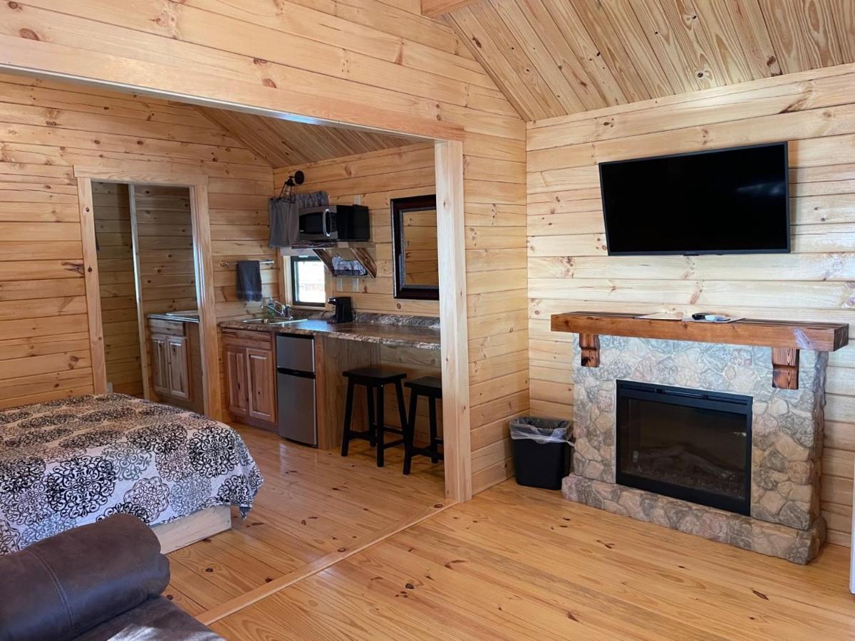 Lakewood Park Campground - Luxury Cabin Barnesville Exterior photo